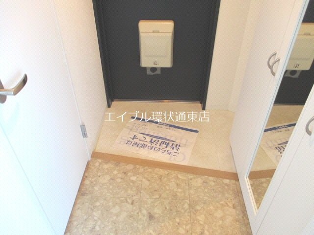 北海道札幌市東区北十七条東１３丁目 玄関