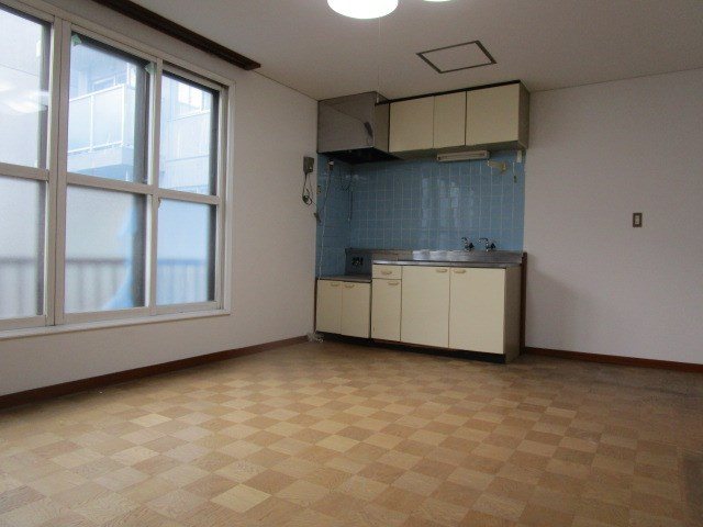 北海道札幌市東区北十二条東１０丁目 リビング