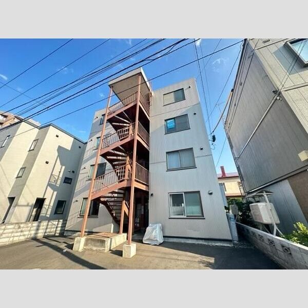 北海道札幌市東区北十七条東９丁目 エントランス