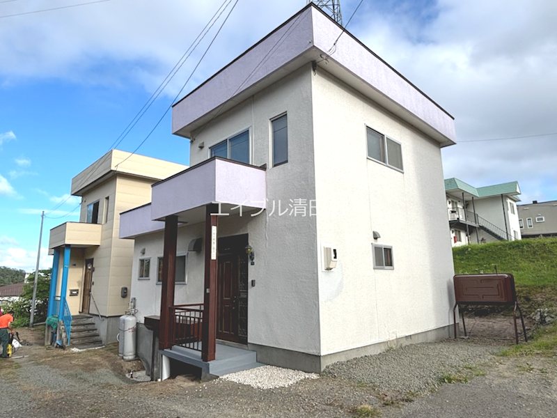川沿1条6丁目 貸家 外観