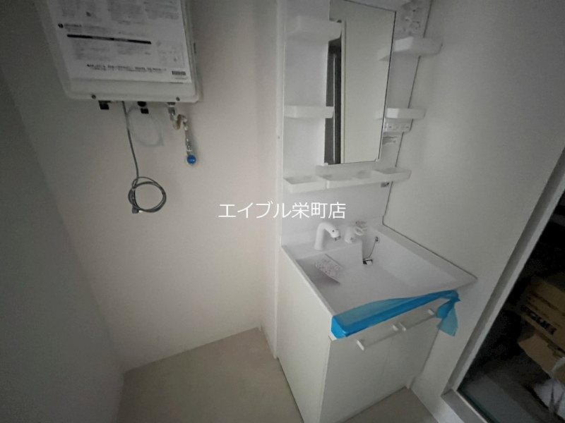 北海道札幌市東区北十三条東１２丁目 洗面所