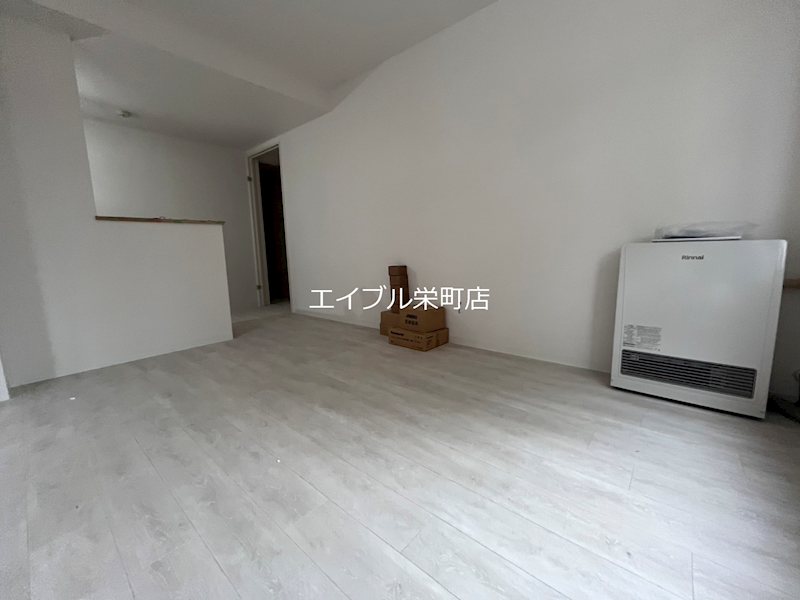 北海道札幌市東区北十三条東１２丁目 リビング
