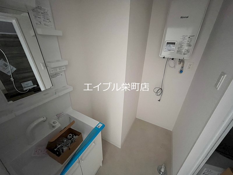 北海道札幌市東区北十三条東１２丁目 洗面所