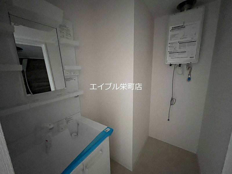 北海道札幌市東区北十三条東１２丁目 洗面所