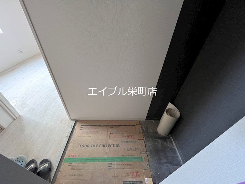 北海道札幌市東区北十三条東１２丁目 玄関