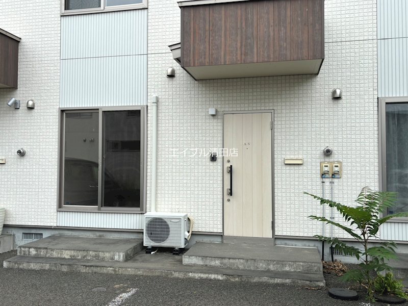 レガーメ北広島壱番館 エントランス