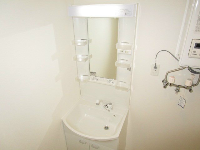 北海道札幌市東区本町二条１丁目 洗面所