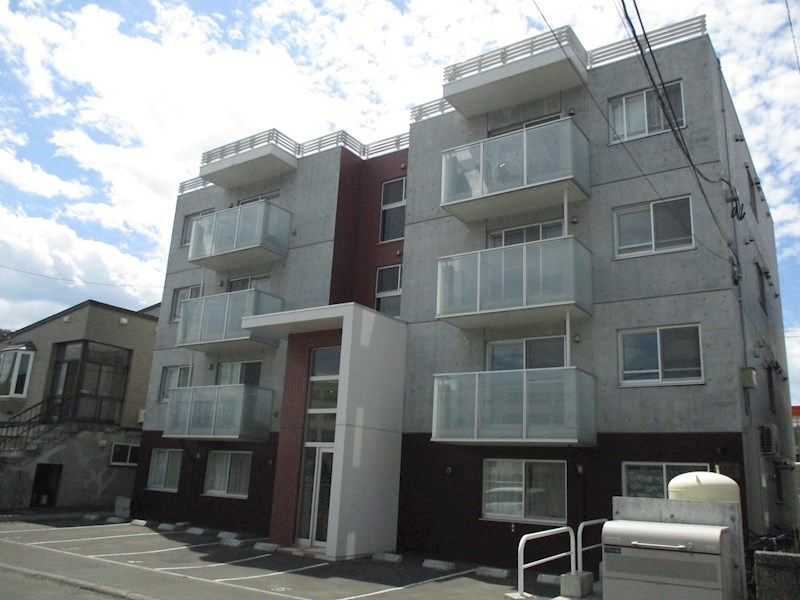 北海道札幌市東区本町二条１丁目 エントランス