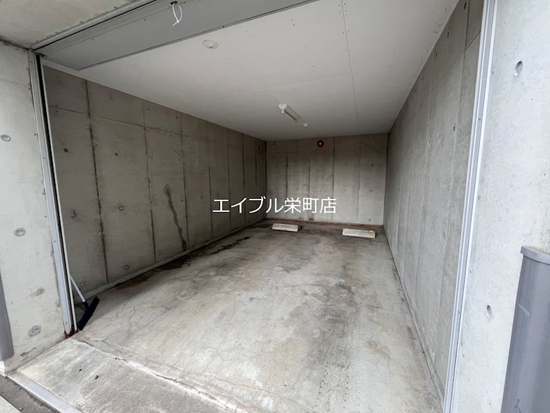 ガレリアＮ13 駐車場