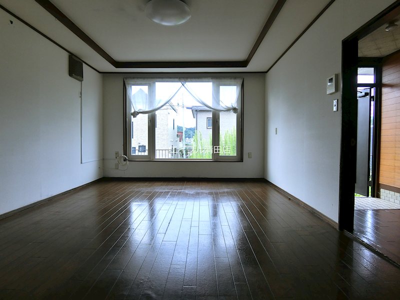 北ノ沢6丁目戸建 リビング