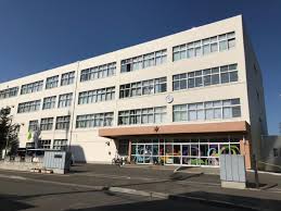 北海道札幌市東区北四十条東１７丁目 中学校