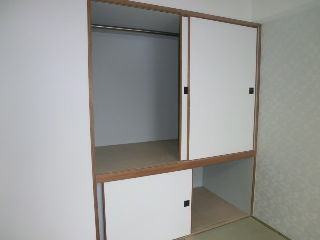 グリーンヒルシャトー 収納