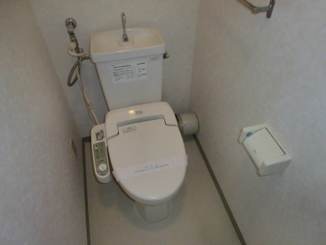 葵ビル トイレ