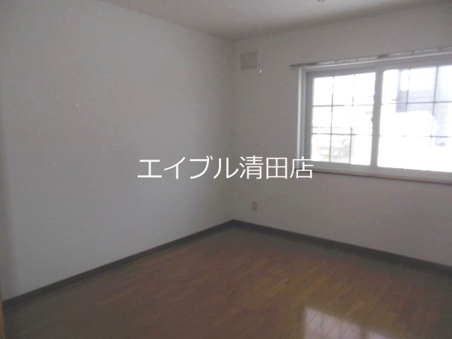 FUJIKAWA MS ベッドルーム