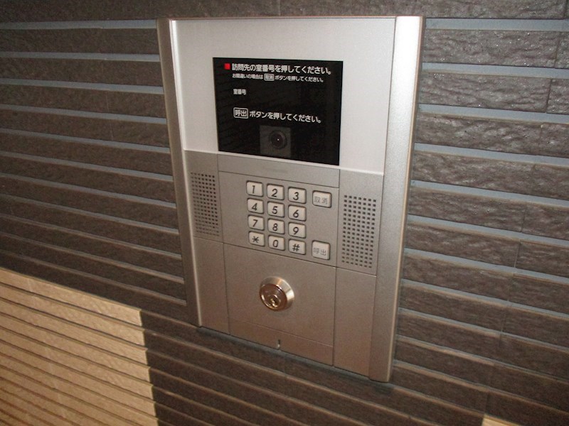 北海道札幌市東区北二十四条東１３丁目 エントランス