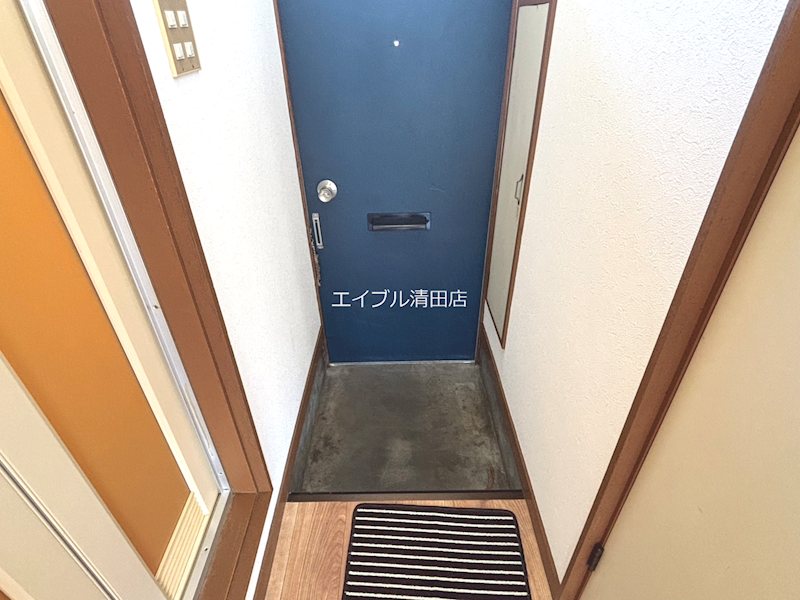 KYハイツ 玄関