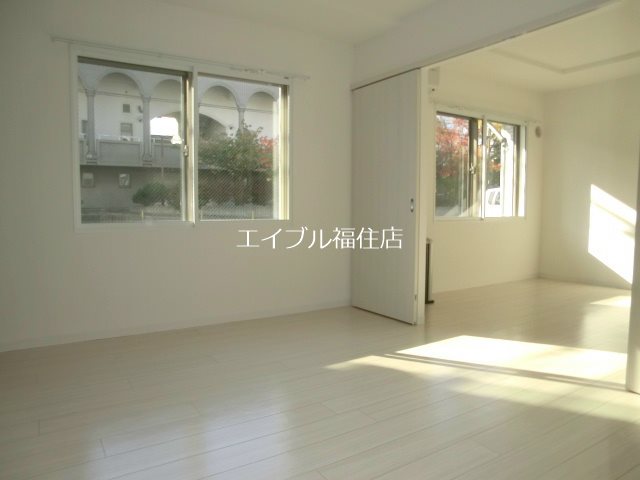 A BOND月寒東　A棟 リビング