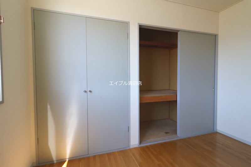ラ・ソネット 収納