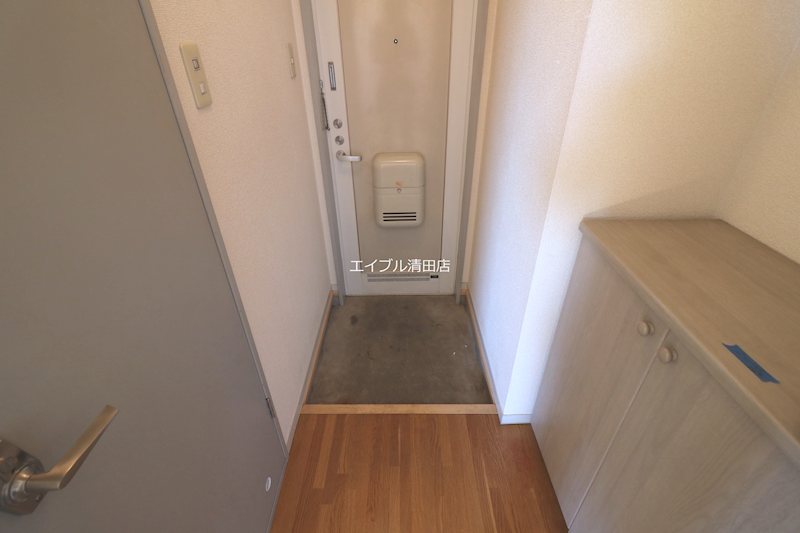ラ・ソネット 玄関