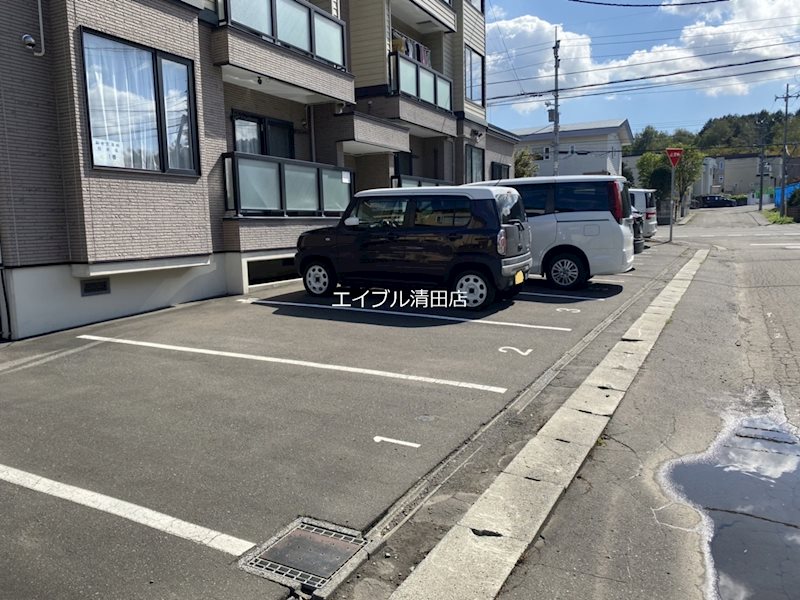 ベリテ 駐車場