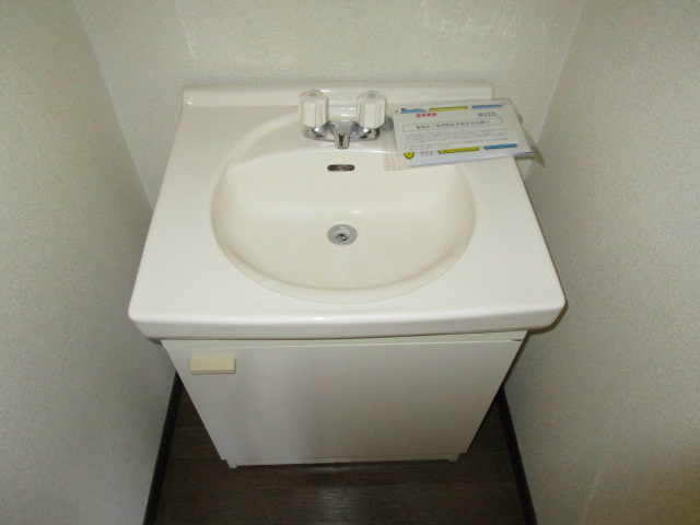 北海道札幌市東区北七条東８丁目 洗面所