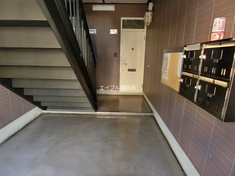 グランヴェール川沿 III エントランス