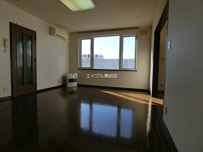 グランヴェール川沿 III その他