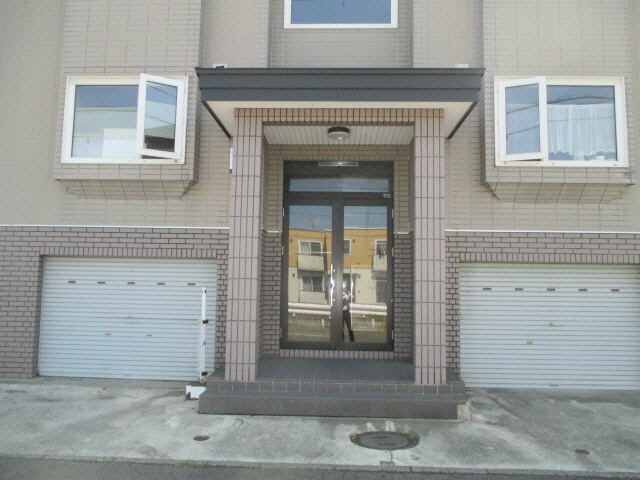 北海道札幌市東区東苗穂九条１丁目 エントランス