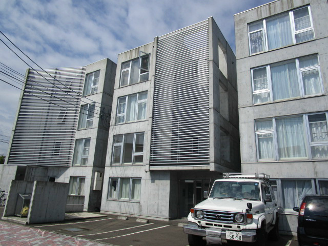 北海道札幌市東区北十五条東１６丁目 駐車場