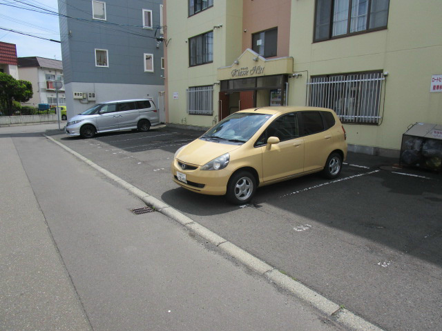 北海道札幌市東区北二十一条東１８丁目 駐車場