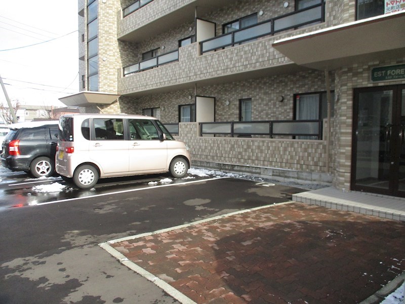 北海道札幌市東区北十六条東１５丁目 駐車場