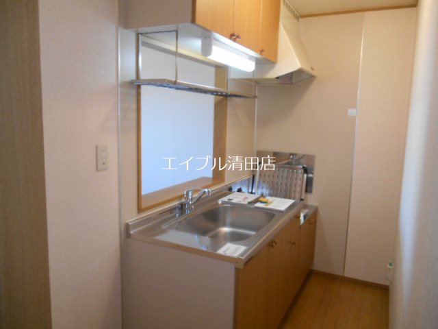 アーヴァン８４ キッチン