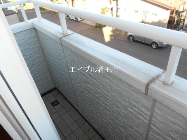 アーヴァン８４ ベランダ