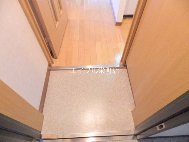 北海道札幌市北区北十条西３丁目 玄関