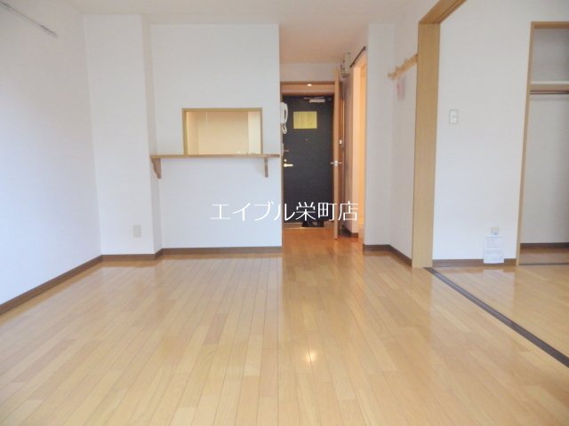 北海道札幌市北区北十条西３丁目 リビング