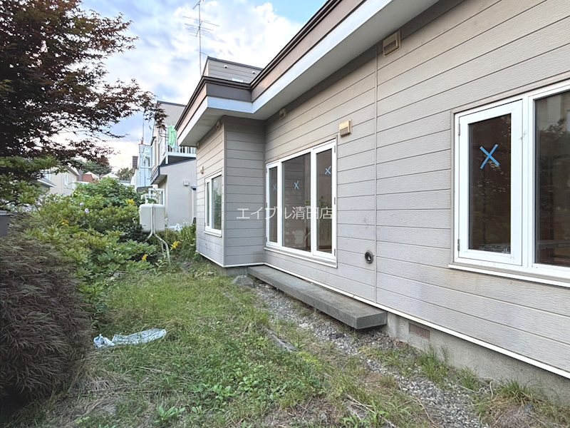 大曲南ヶ丘5丁目戸建 庭
