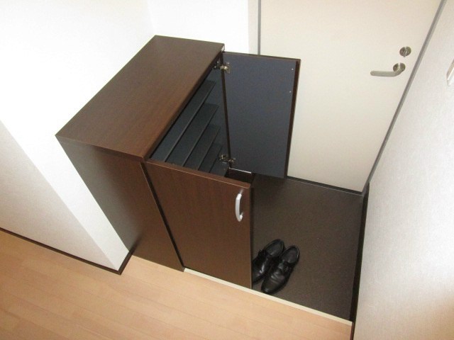 北海道札幌市東区本町二条２丁目 玄関