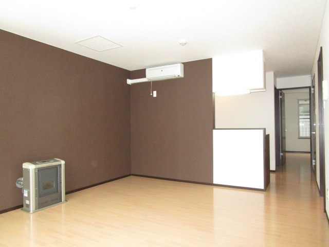 北海道札幌市東区本町二条２丁目 リビング