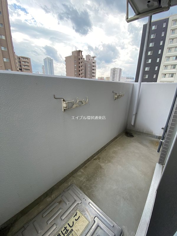 北海道札幌市東区北十三条東２丁目 ベランダ
