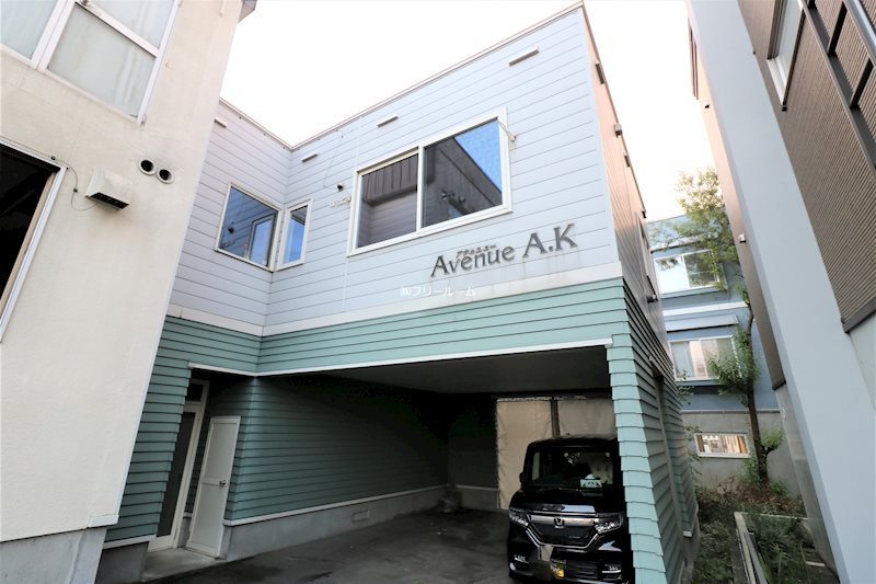 アベニューＡ・Ｋ 駐車場