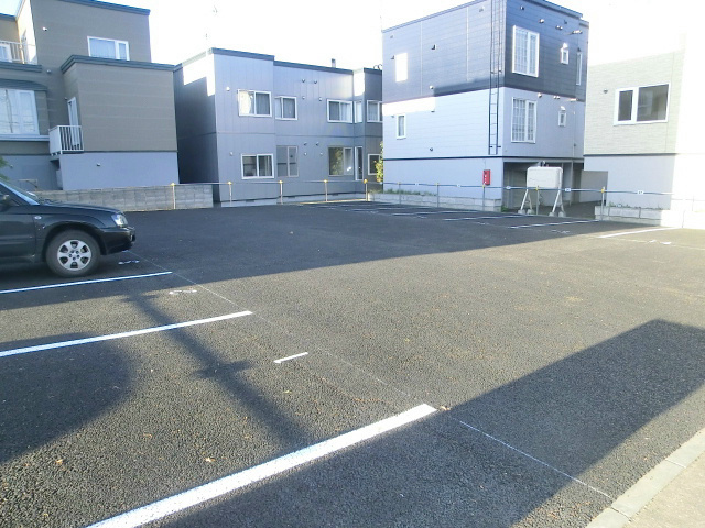 フォルトゥーナ 駐車場