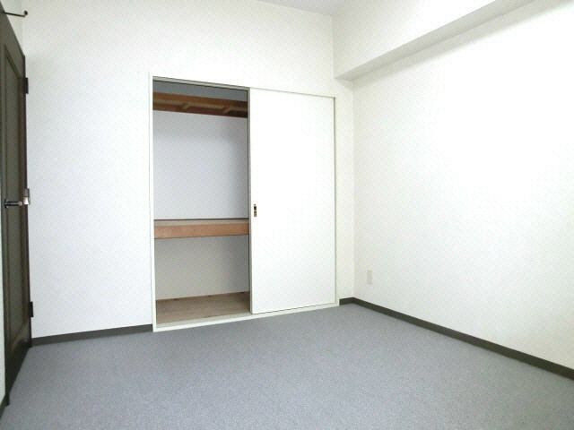 エクレール羊ヶ丘 ベッドルーム