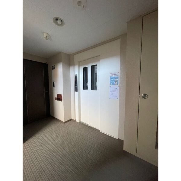 南郷シティハウスⅡ ロビー