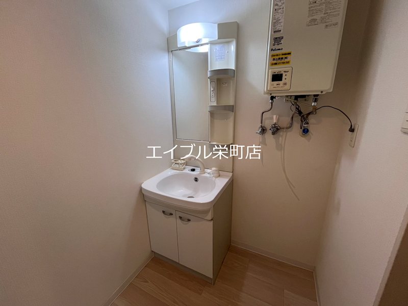 北海道札幌市東区北九条東１０丁目 洗面所