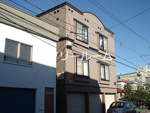 伍番館 その他