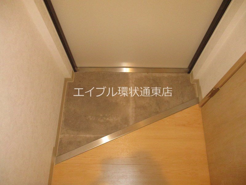 北海道札幌市東区北八条東８丁目 玄関