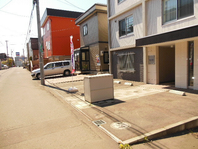 北海道札幌市東区北九条東９丁目 駐車場
