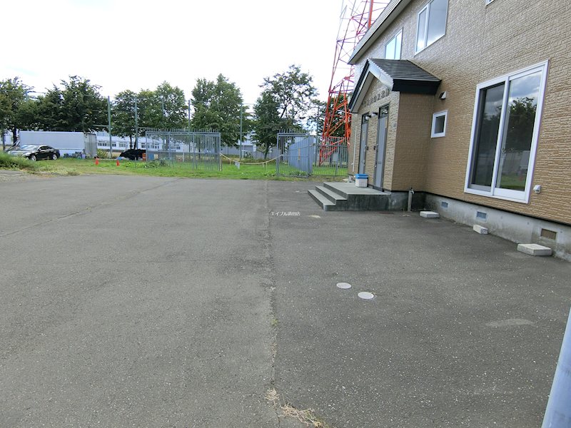 テラスハウス北野 駐車場