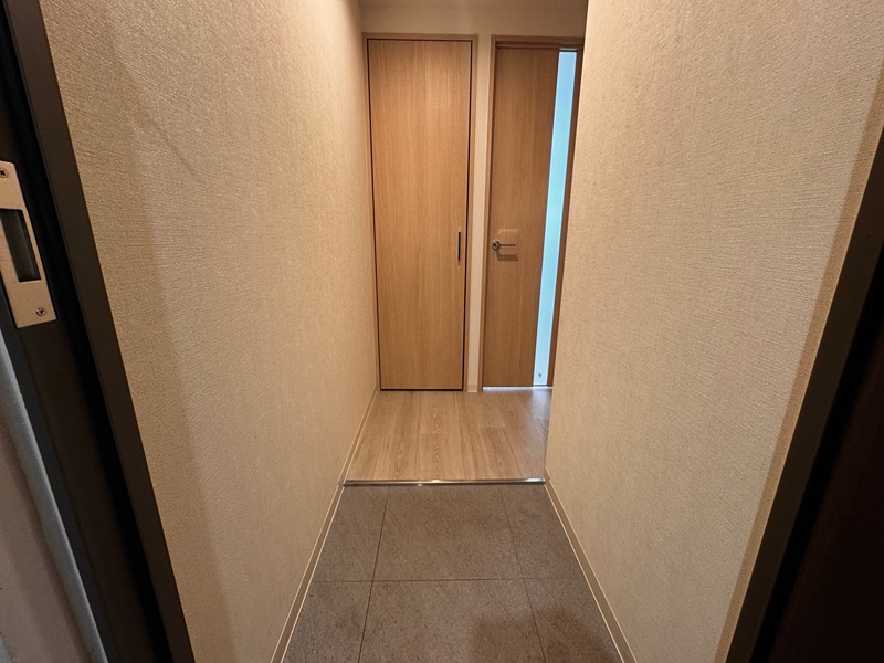 北海道札幌市東区北二十三条東１６丁目 玄関