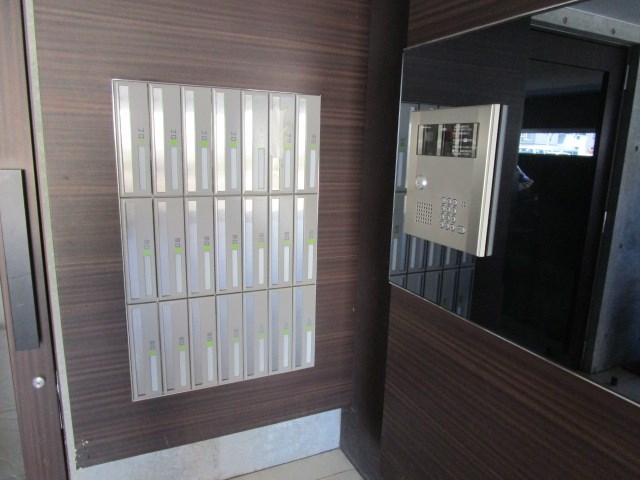 北海道札幌市東区北十条東２丁目 エントランス